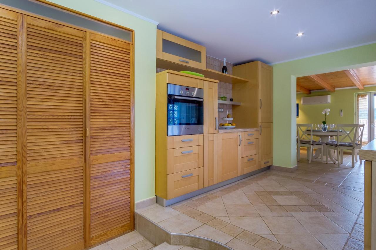 Isabela Apartman Mali Lošinj Kültér fotó